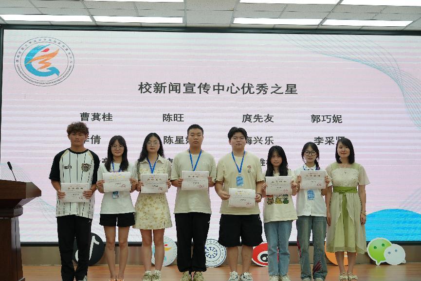 c8126d192ec454ee43850cee91d8a49